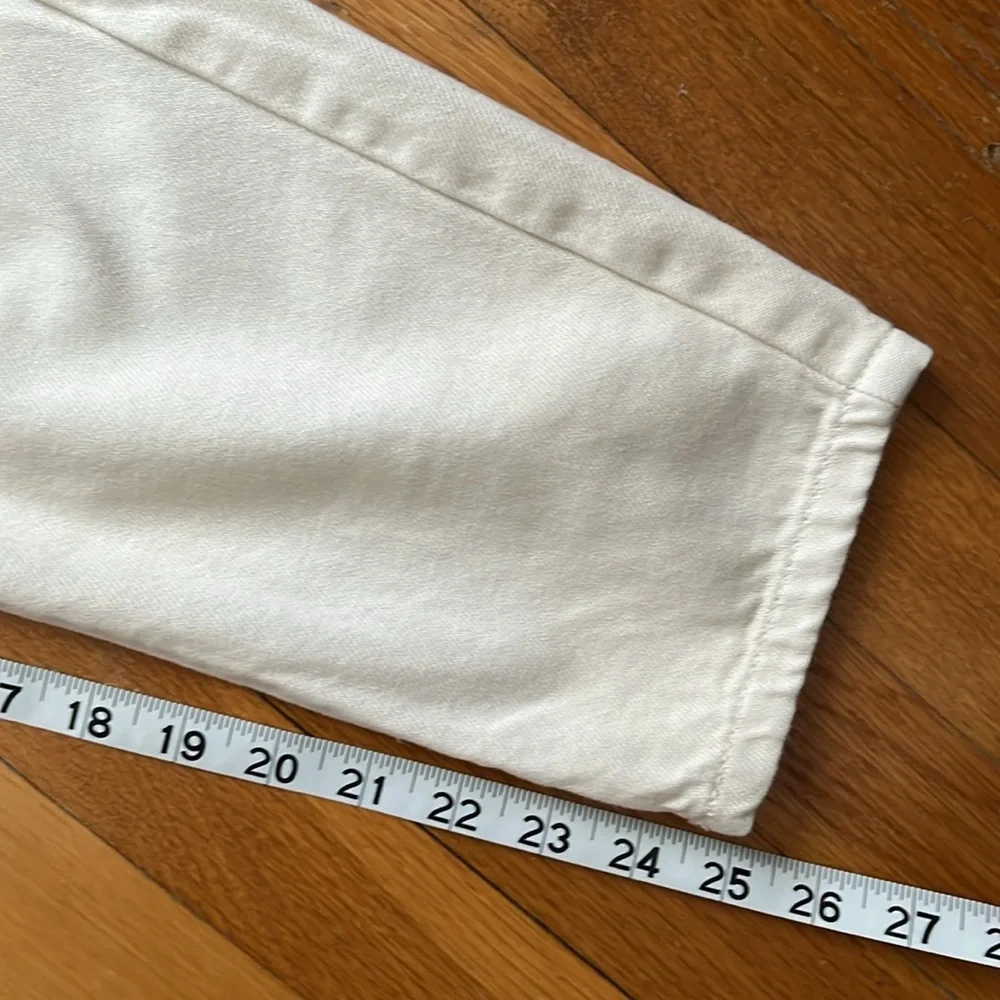 Zara Size 0 Baggy Paperbag Jeans in Ecru / Cream Elastic Waist Denim